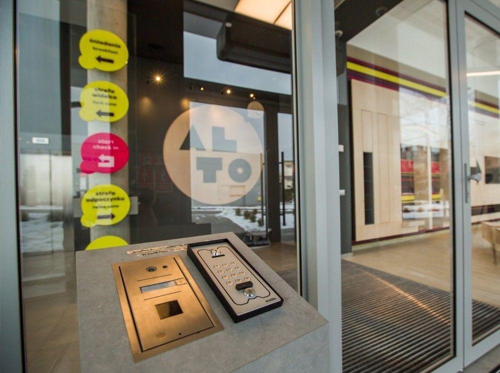 Qubus Hotel Zory Exterior photo